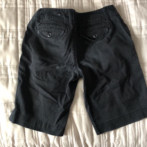🪷 5/$10 🪷 SO -Used Women’s black shorts - Picture 2 of 4